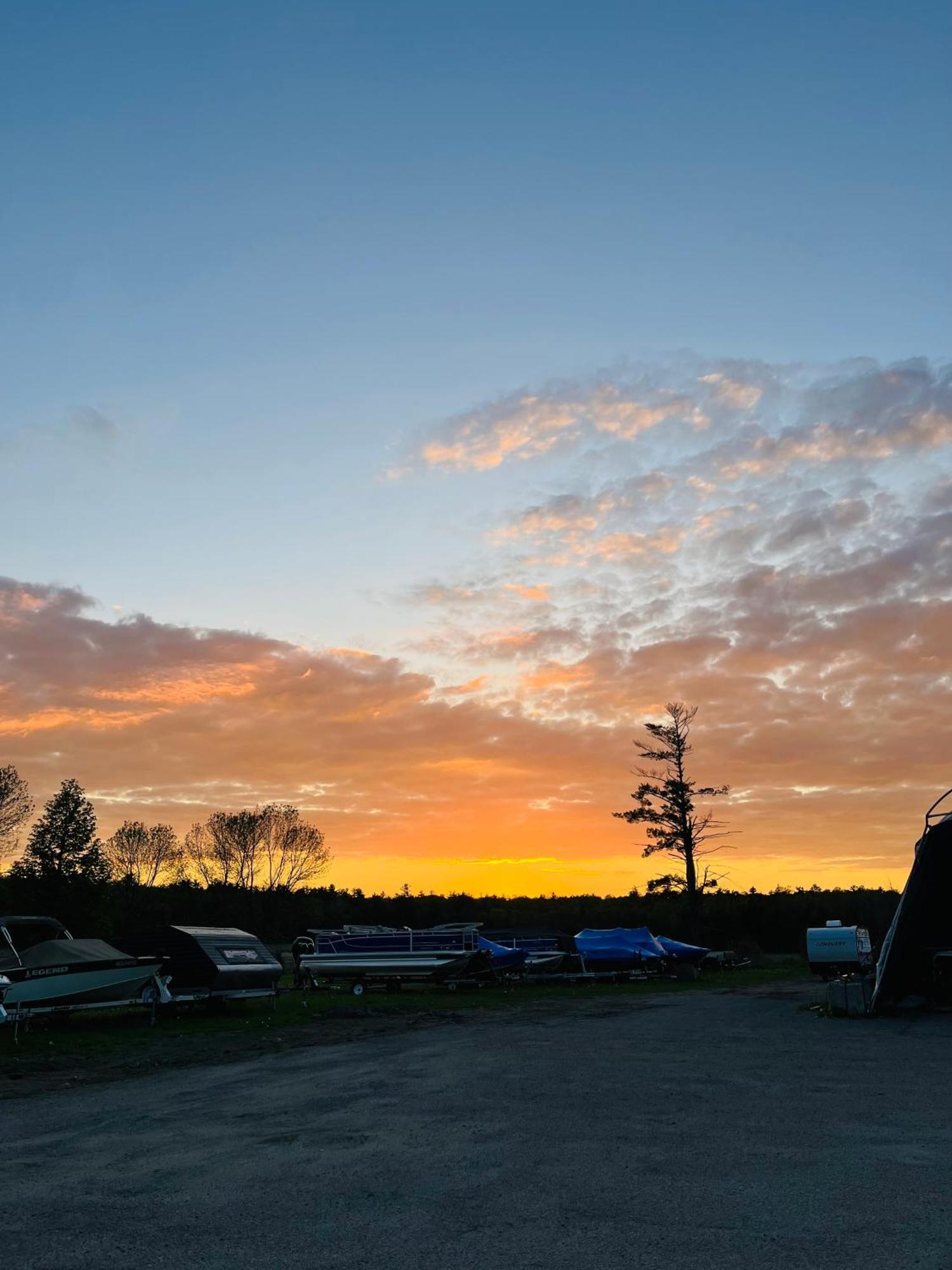Calabogie Motor Inn Zewnętrze zdjęcie