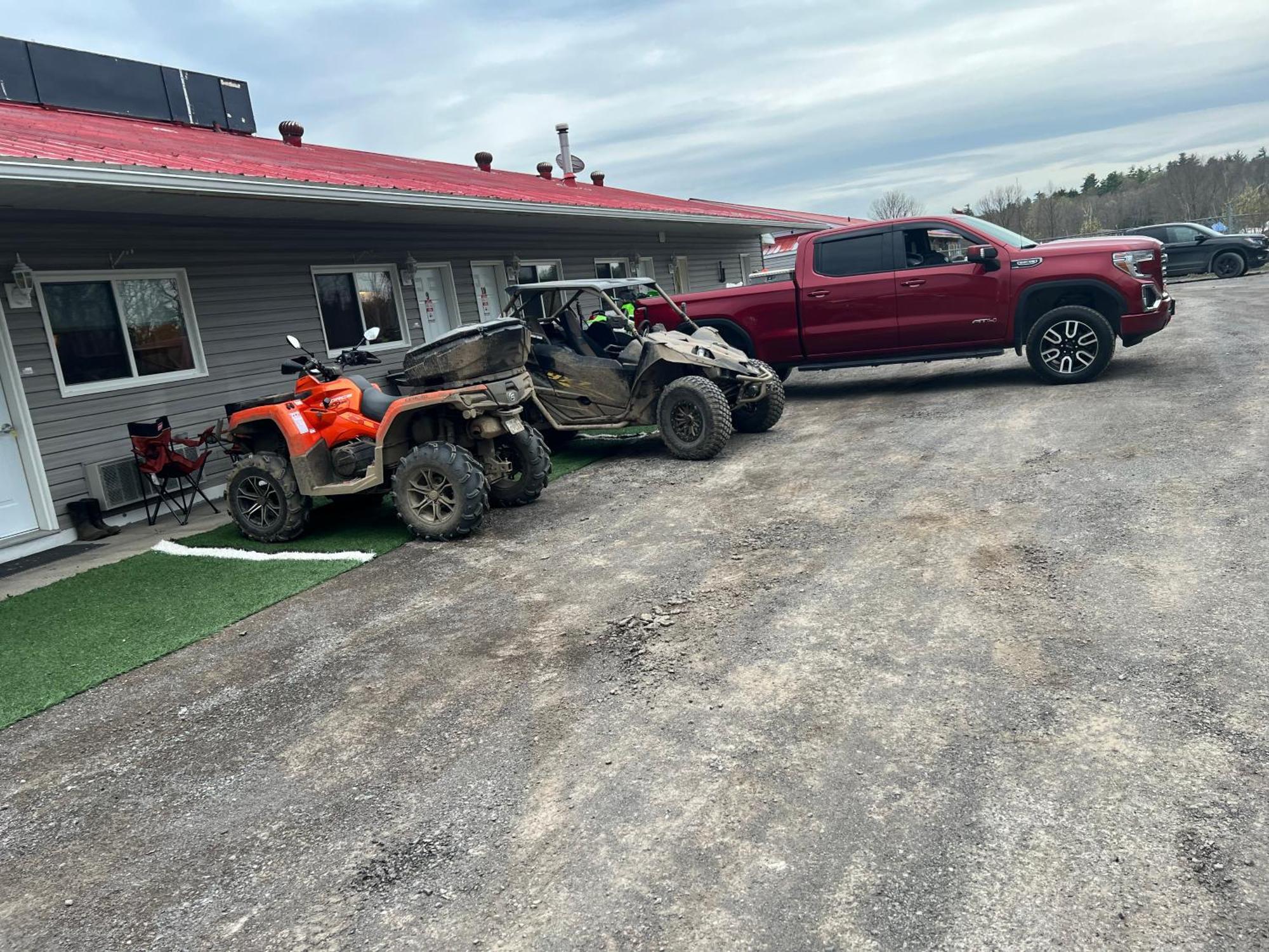 Calabogie Motor Inn Zewnętrze zdjęcie