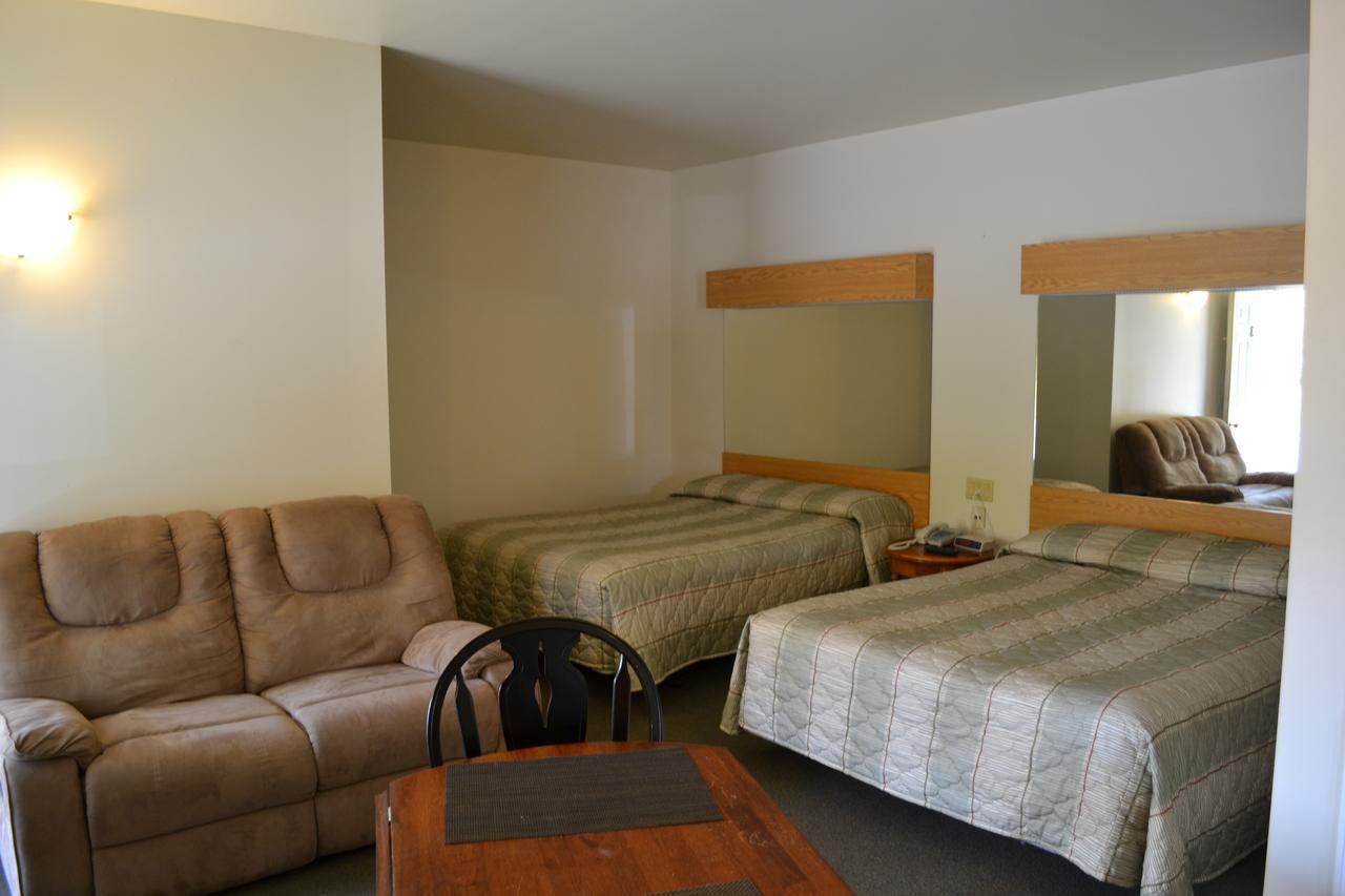 Calabogie Motor Inn Zewnętrze zdjęcie