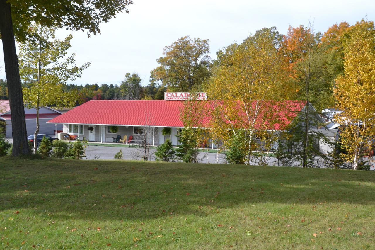 Calabogie Motor Inn Zewnętrze zdjęcie